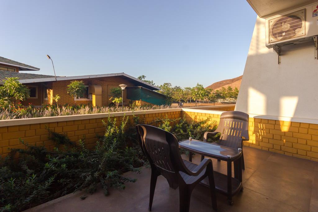 The Grand Gardens Resort イガットプリ エクステリア 写真
