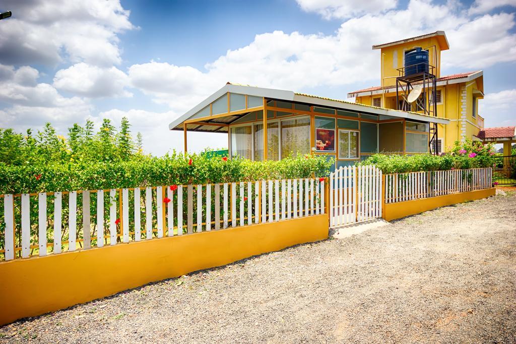 The Grand Gardens Resort イガットプリ エクステリア 写真